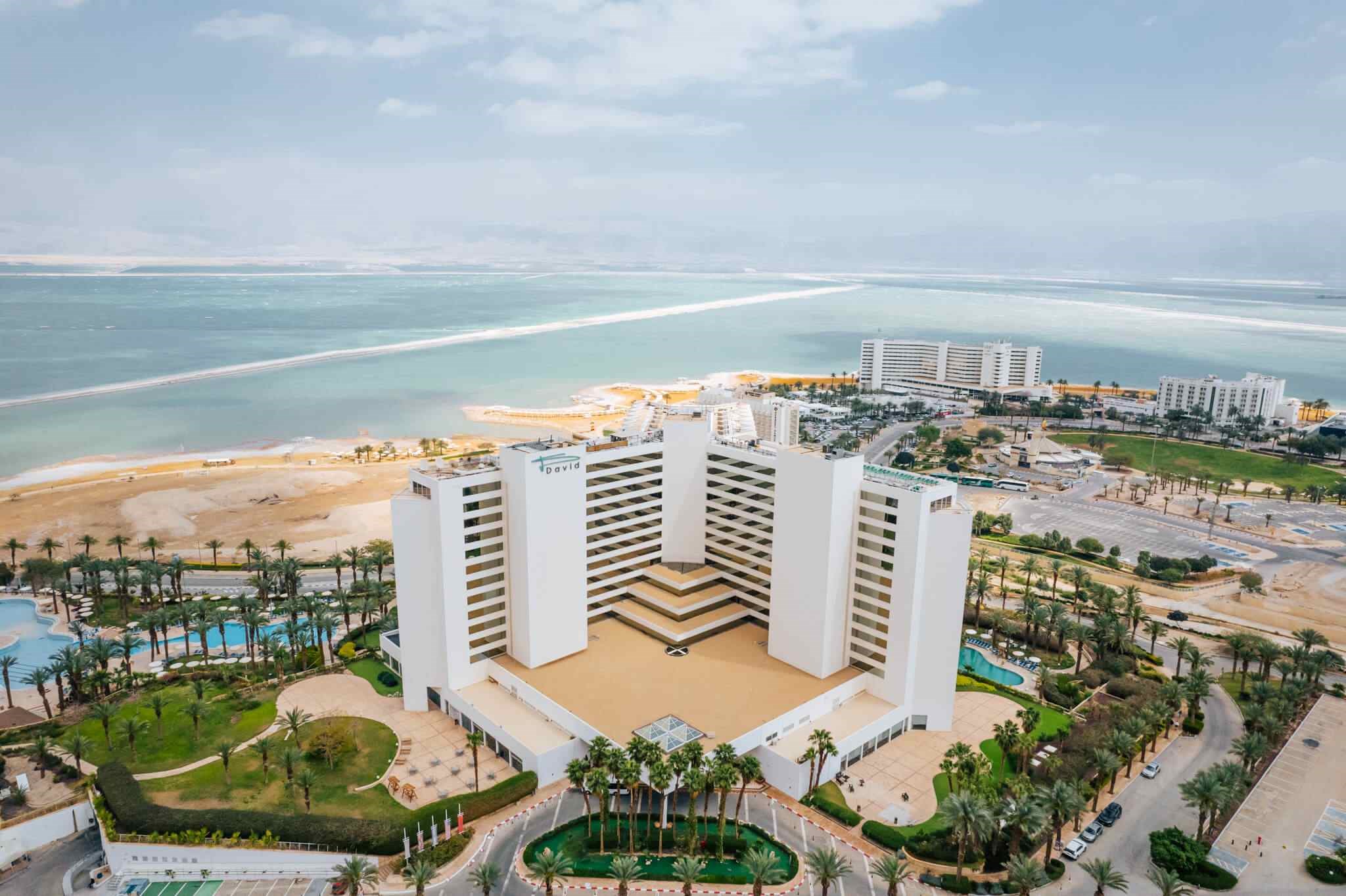 מלון דיוויד ים המלח - מבט מהאוויר על בניין המלון