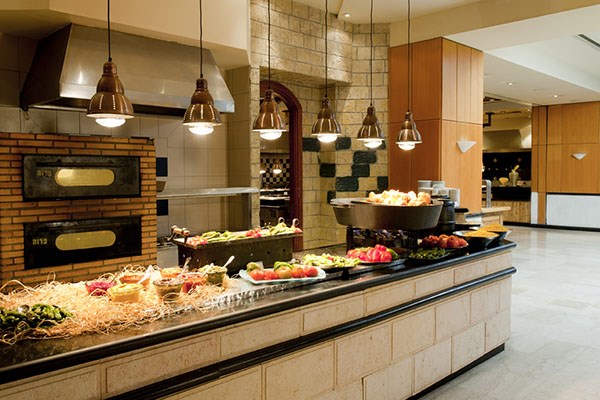 Рестораны и питание