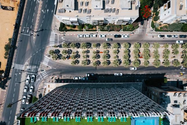 מלון גרנד ביץ' תל אביב | בריכה